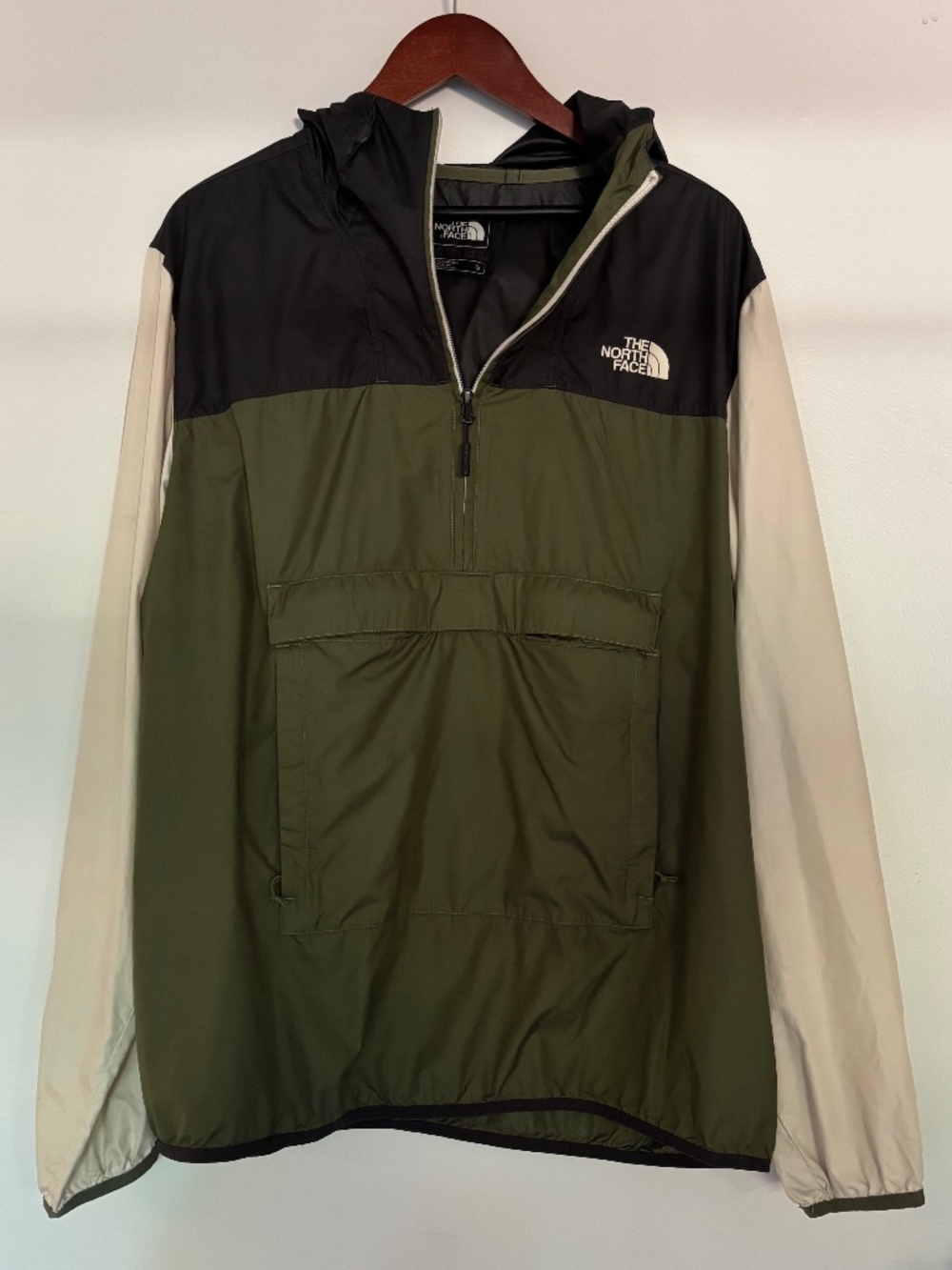 The North Face Men's Half-Zip Windbreaker